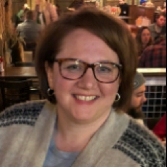 Meet your Posher, Colleen - Picture 1 of 1